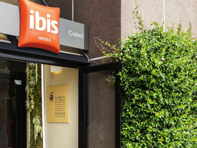 IBIS CRÉTEIL