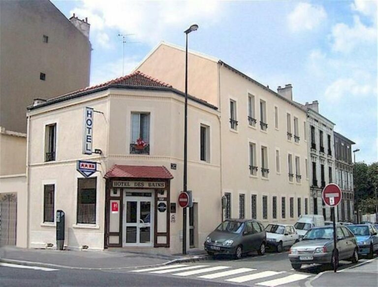 HÔTEL DES BAINS