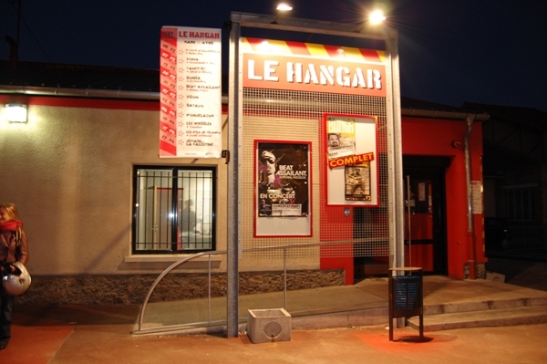 LE HANGAR, LE TREMPLIN