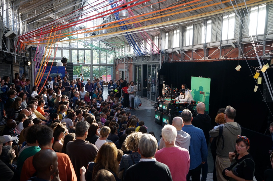 LA HALLE ROUBLOT